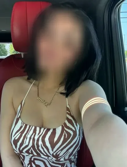 Ambra, 27 anni