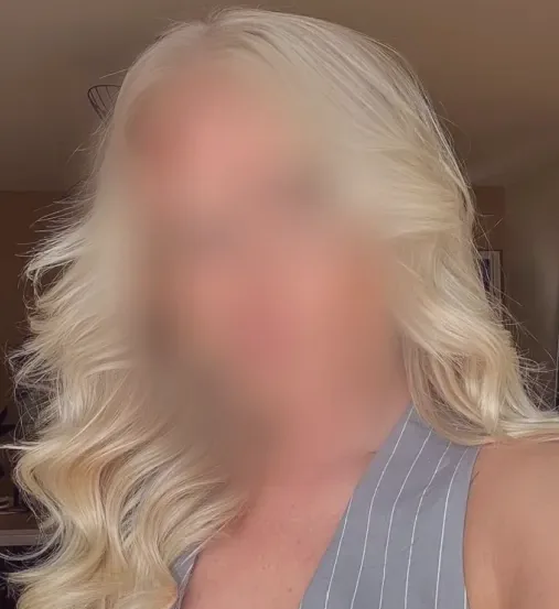 Oksana, 35 anni